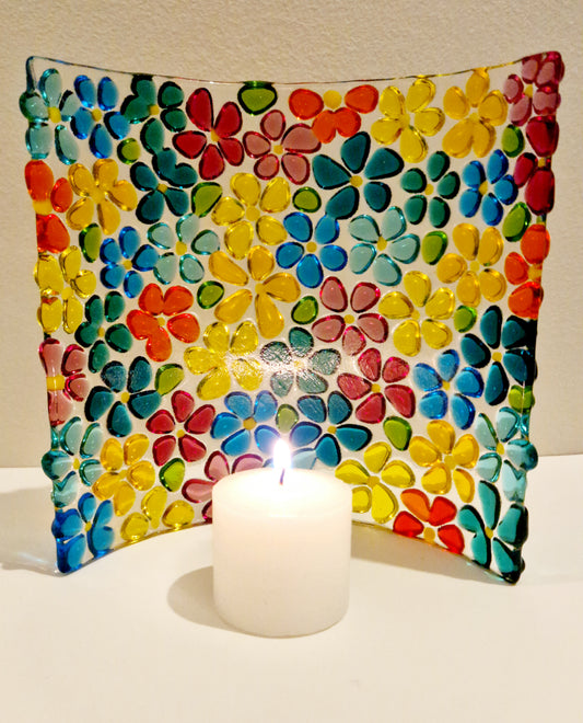 Fused glass ditsy flower curve display