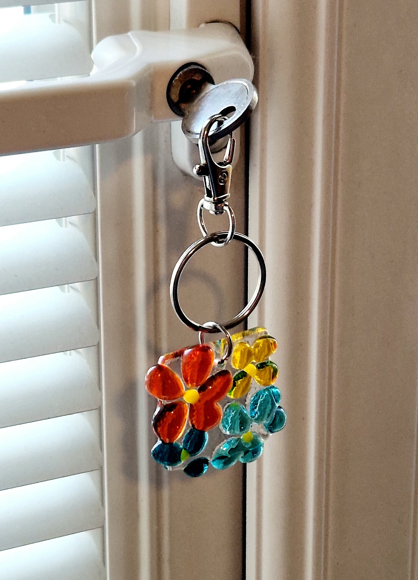 Fused glass ditsy key ring