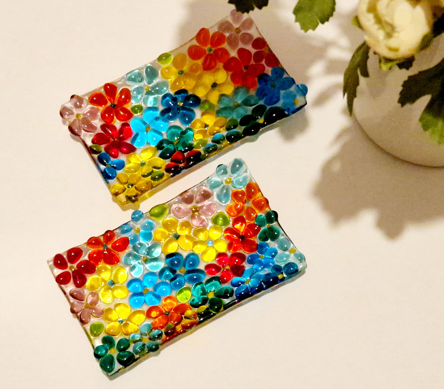 Fused glass ditsy flower trinket dish