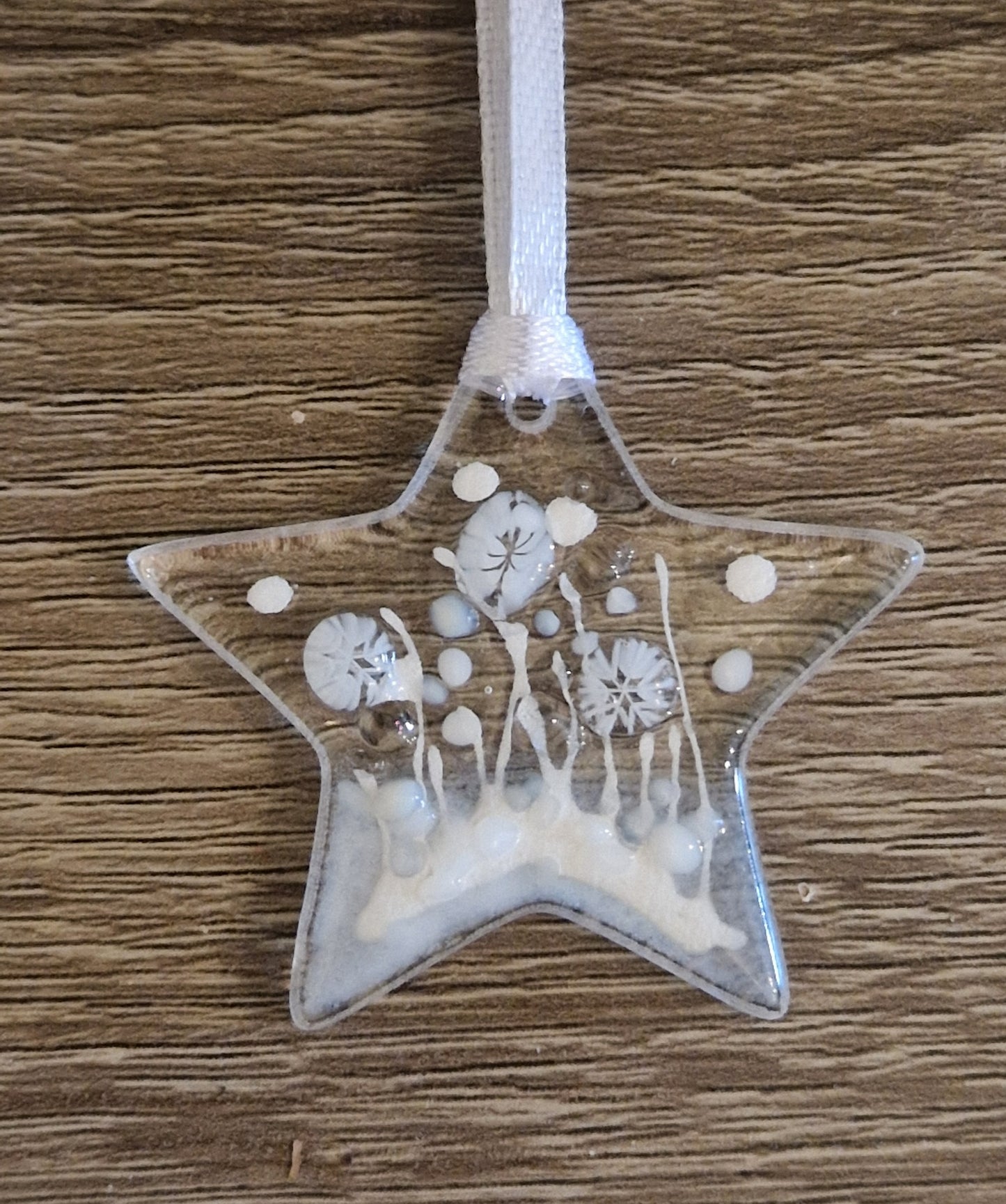 Miniature white fused glass star decoration