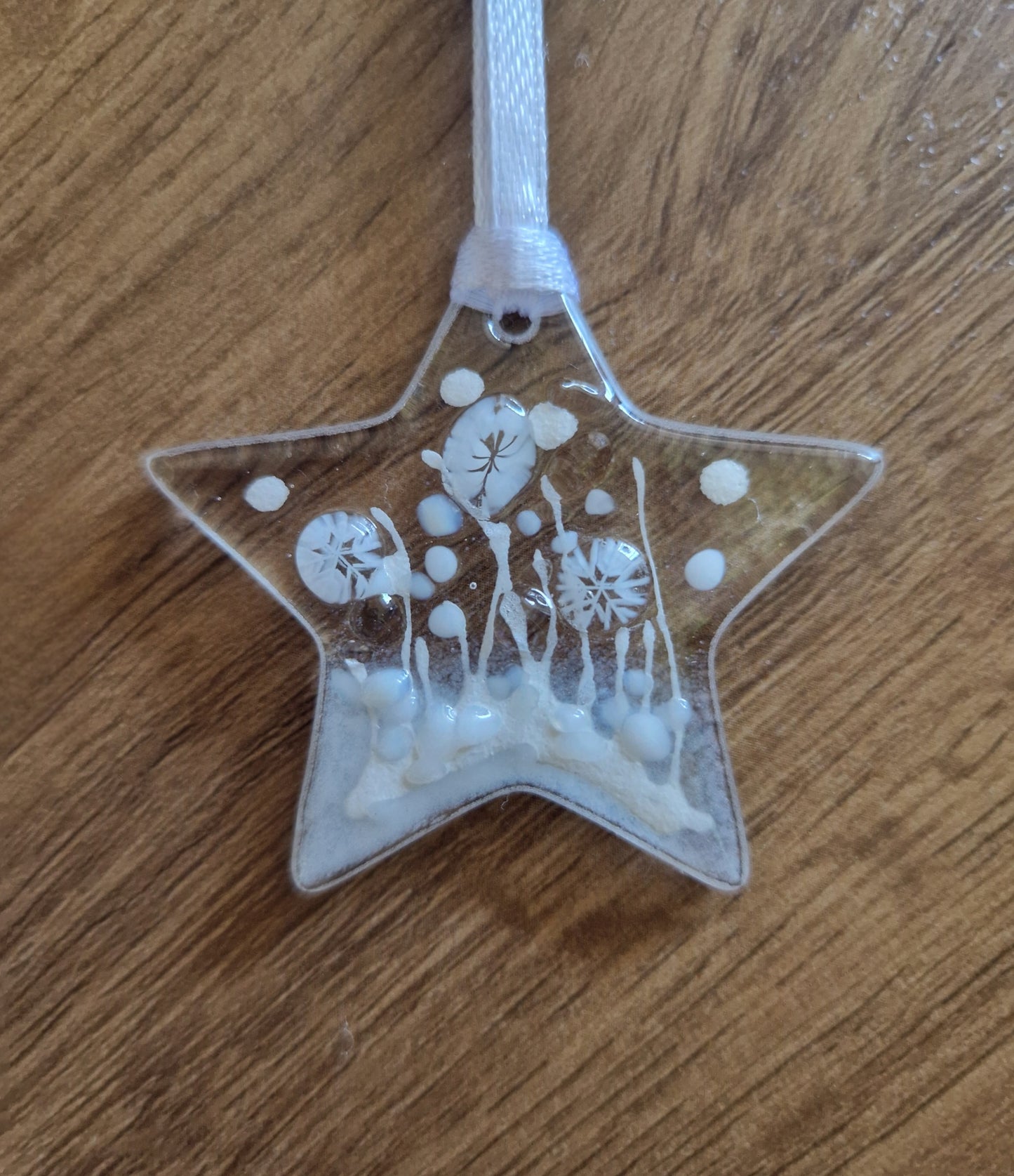 Miniature white fused glass star decoration